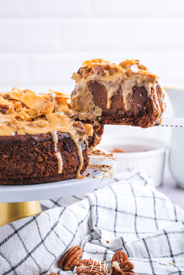 Dark Chocolate Bourbon Pecan Pie Cheesecake Dark Chocolate Bourbon Pecan Pie Cheesecake