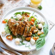 EASY BALSAMIC CHICKEN CAPRESE SALAD RECIPE