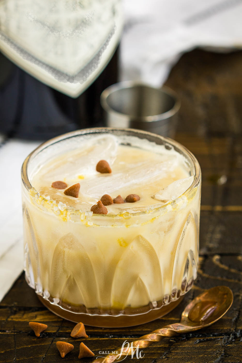 Rumchata white Russian cocktail.