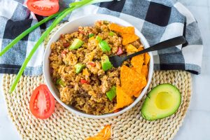 One Pan Fajita Rice Casserole is an easy & tasty meal that's ready in just over 30 minutes. This recipe has all the Tex-Mex flavors you love without paying restaurant prices to get them! #texmex #casserole #tacos #fajitas #30minutemeal