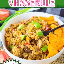 One Pan Fajita Rice Casserole is an easy & tasty meal that's ready in just over 30 minutes. #texmex #casserole #tacos #fajitas #30minutemeal