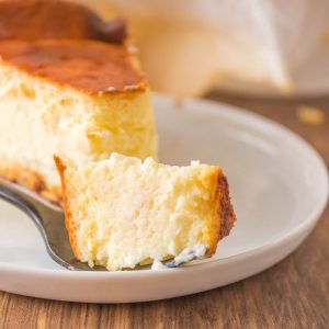 San Sebastian Basque Cheesecake is a traditional Spanish Basque cheesecake recipe. This cheesecake is crustless and has a, purposely, scorched top and velvety smooth inside. It's perfectly light, creamy, smooth, and perfectly caramelized. It's unique, delicious, and very easy to make!