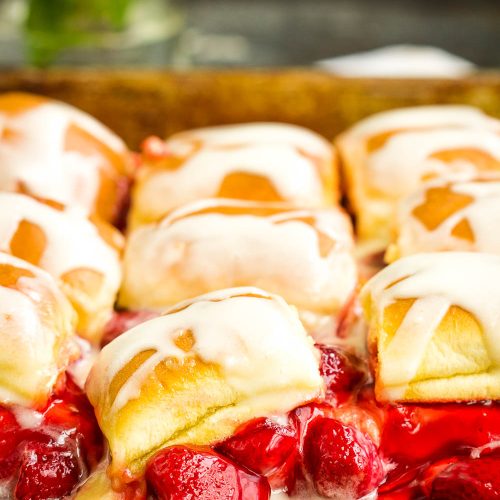 HAWAIIAN ROLLS STICKY BUNS > Call Me PMc