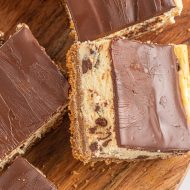 FUDGE TOPPED CHEESECAKE SQUARES