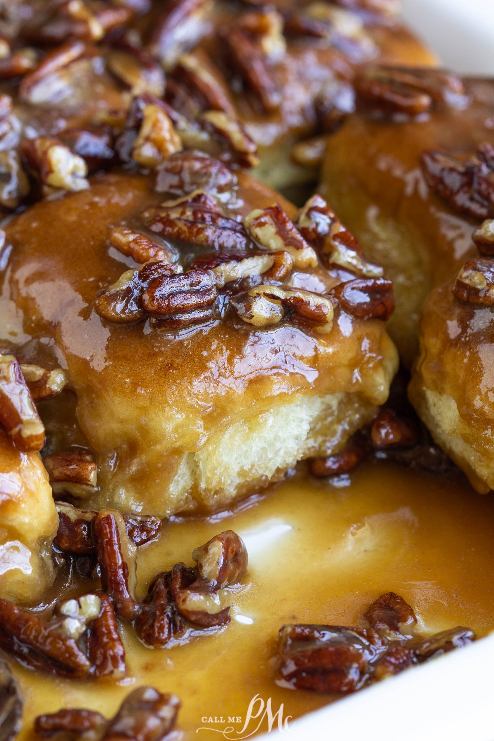 Hawaiian rolls sticky buns