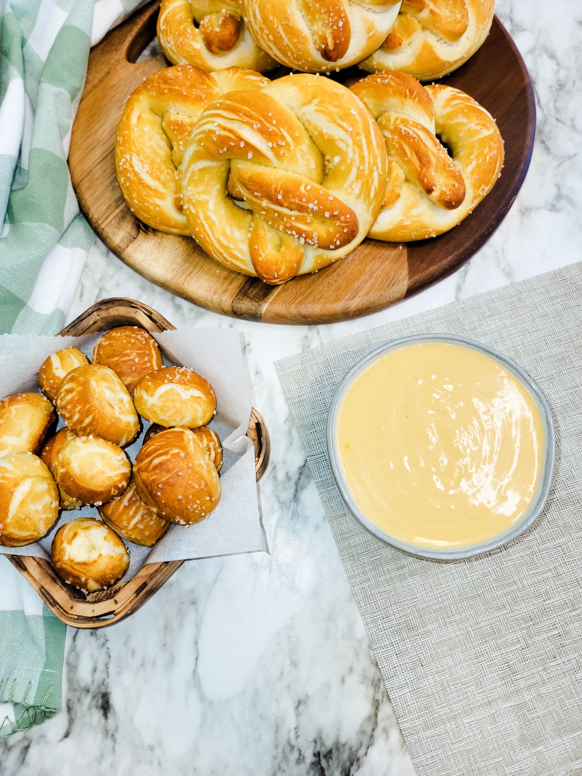 Homemade Pretzels and Cheese Dip