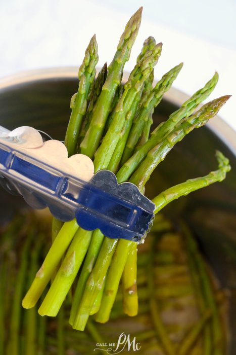 serving of asparagus