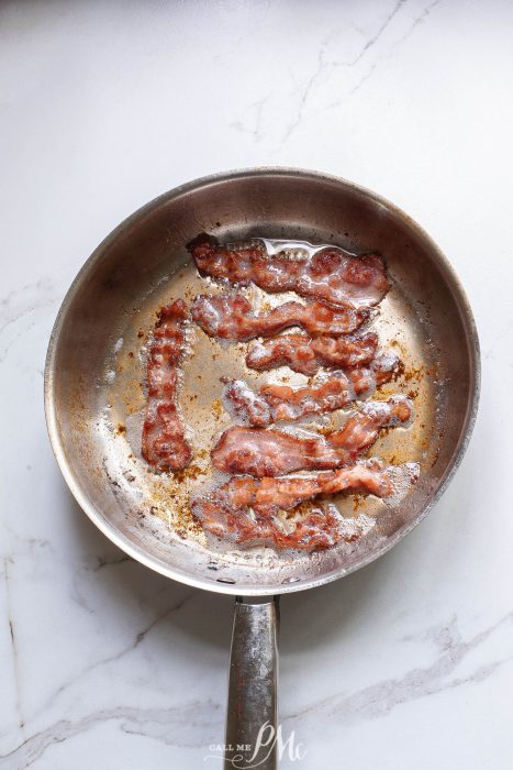 bacon in pan