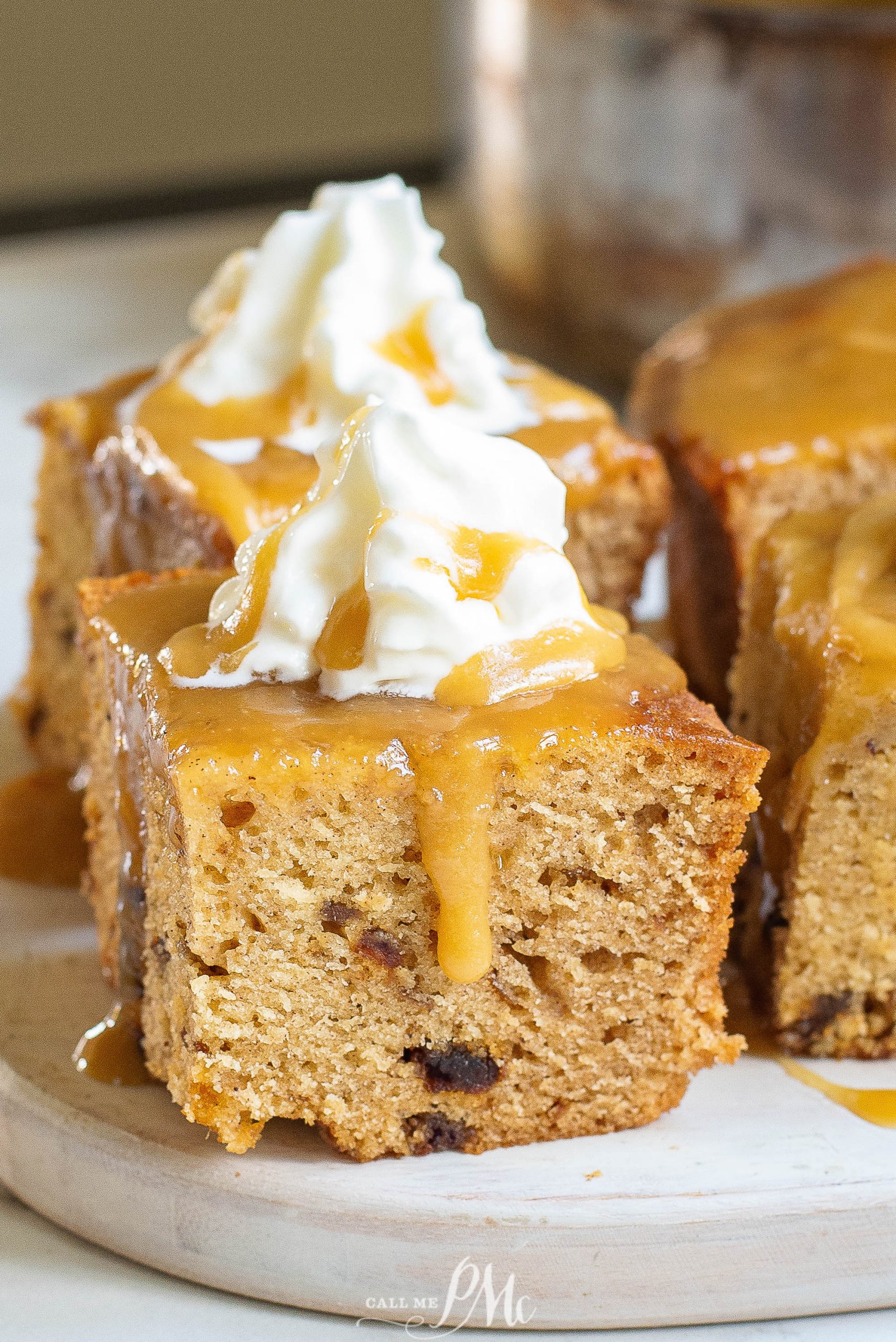 ย Sticky Toffee Date Cake with Brown Sugar Caramel Sauce