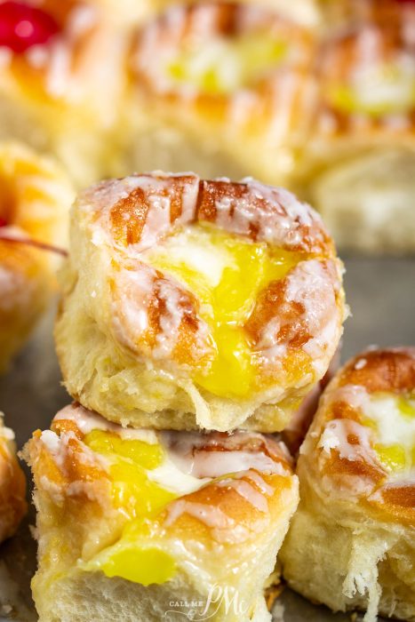 Lemon Curd Filled Hawaiian Rolls