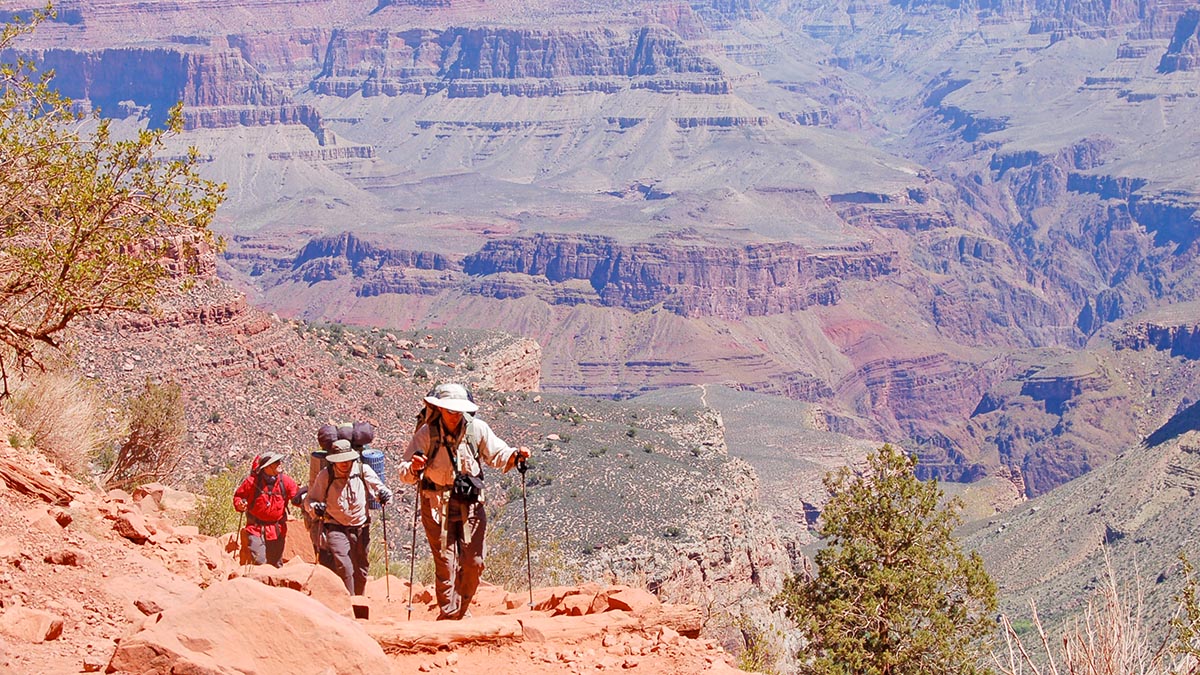 hiking rim to rim