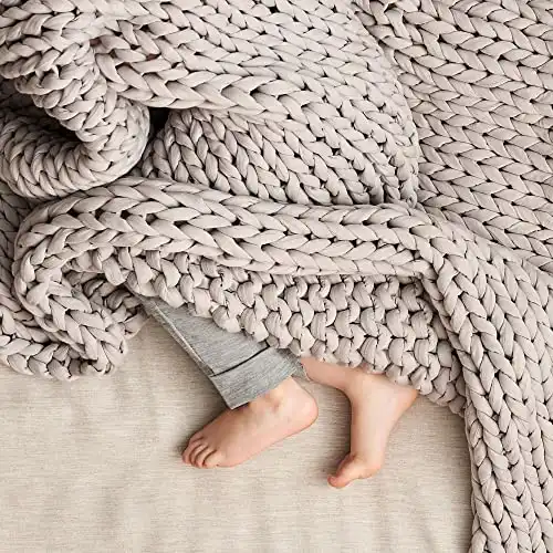Bearaby Kids Weighted Blanket - Chunky Knit Blanket - Organic, Breathable, and Calming - Hand-Knit - Machine Washable for Easy Maintenance - (Moonstone Grey, 8 lbs)