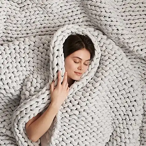 Bearaby Hand-Knit Weighted Blanket for Adults - Chunky Knit Blanket - Sustainable, Breathable, Organic - Machine Washable for Easy Maintenance (Moonstone Grey, 15 lbs)