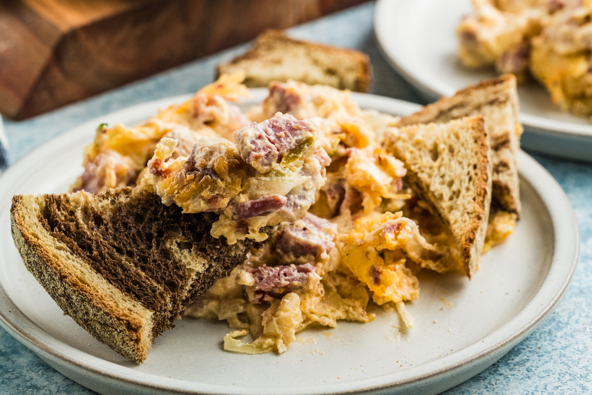 A mound of scrambled and hearty appetizer.